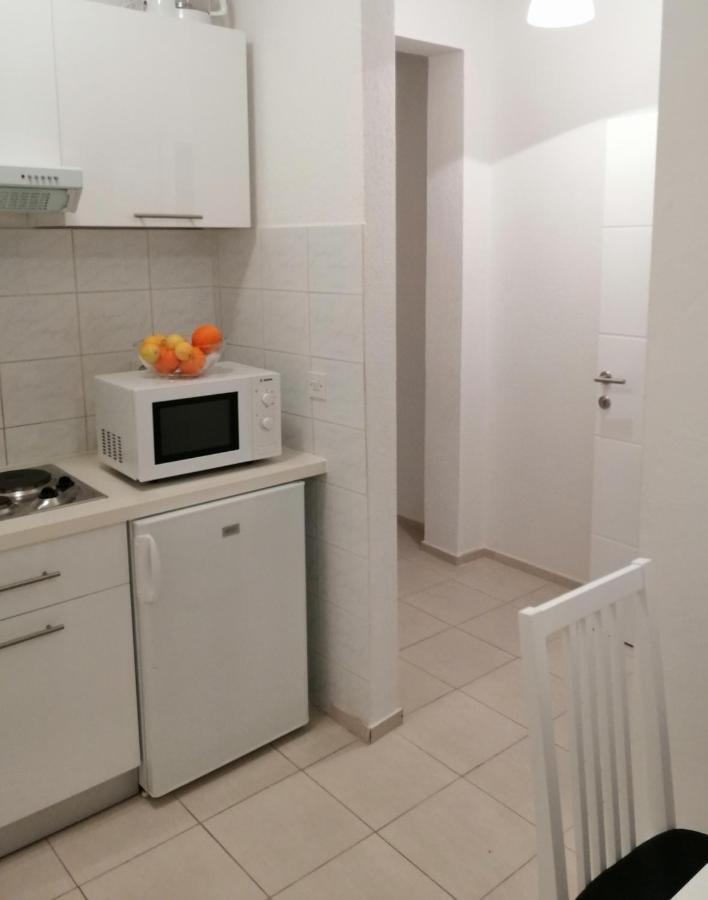 Apartment Aria Baška Voda Buitenkant foto