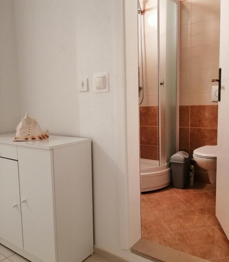 Apartment Aria Baška Voda Buitenkant foto